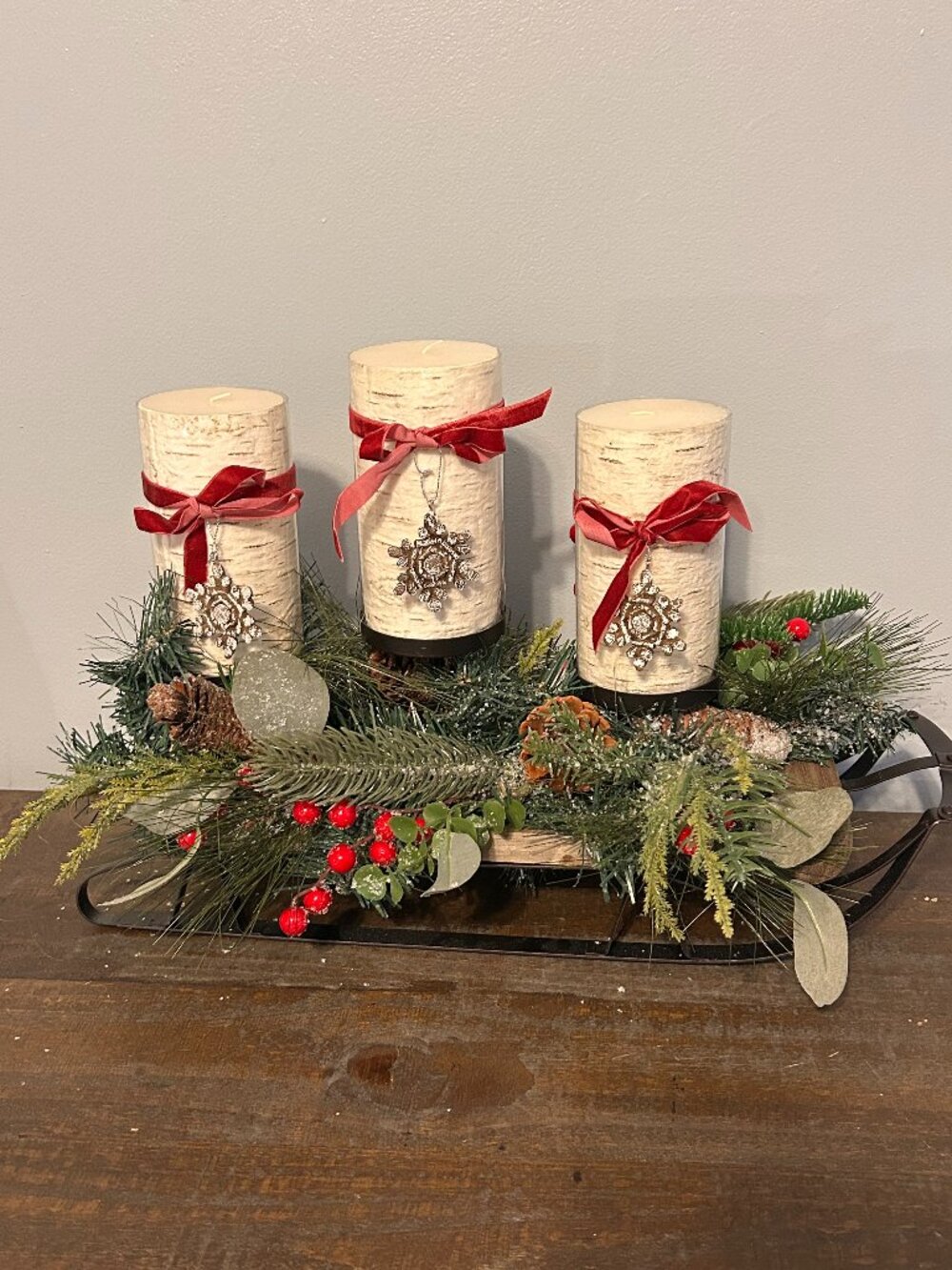 🛷Vintage Style Winter Sled Christmas Pillar Candle Holder & Candles